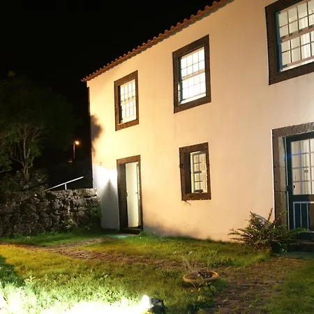 Casa Do Comendador Bed & Breakfast 3*