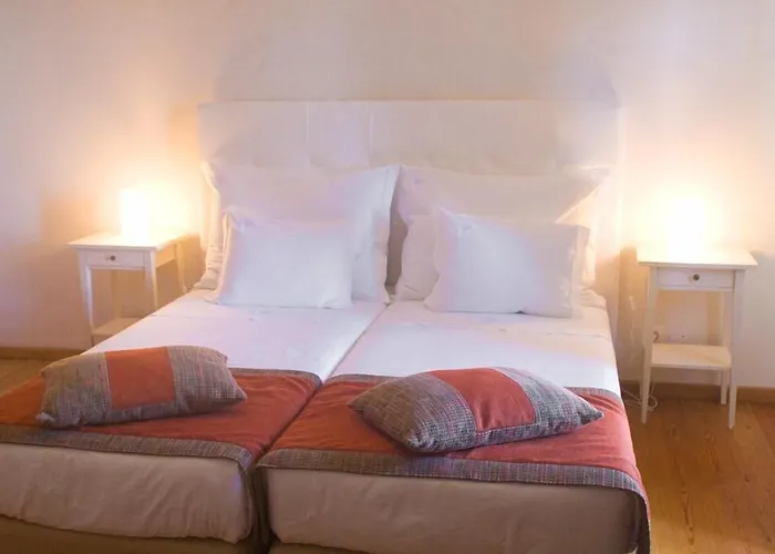 לינה וארוחת בוקר Casa Do Comendador